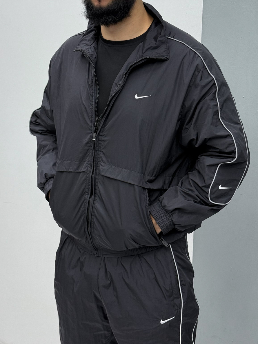 Ветровка Nike #8622 (чёрн.)