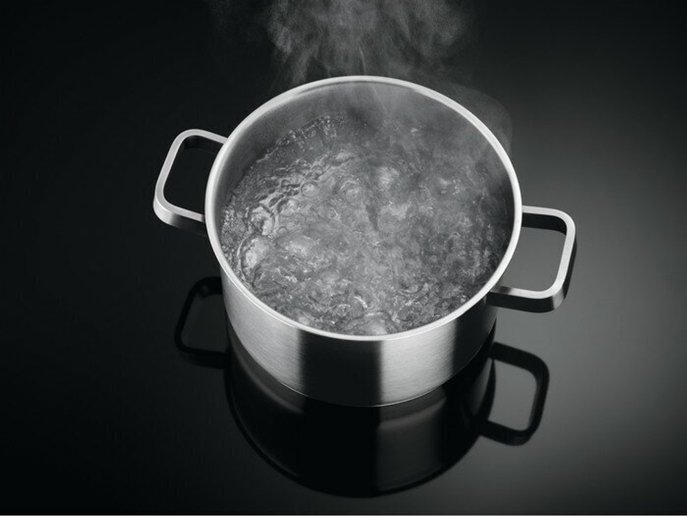 Индукционная панель Electrolux EHH 56240IK