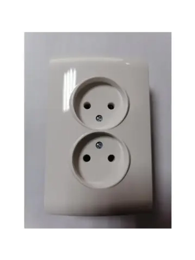 Розетка 2-я без з/к ProfiTec Corsa белая