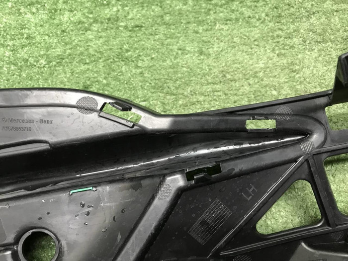 Решетка перед. бампера Mercedes GLE c167 23-нв AMG