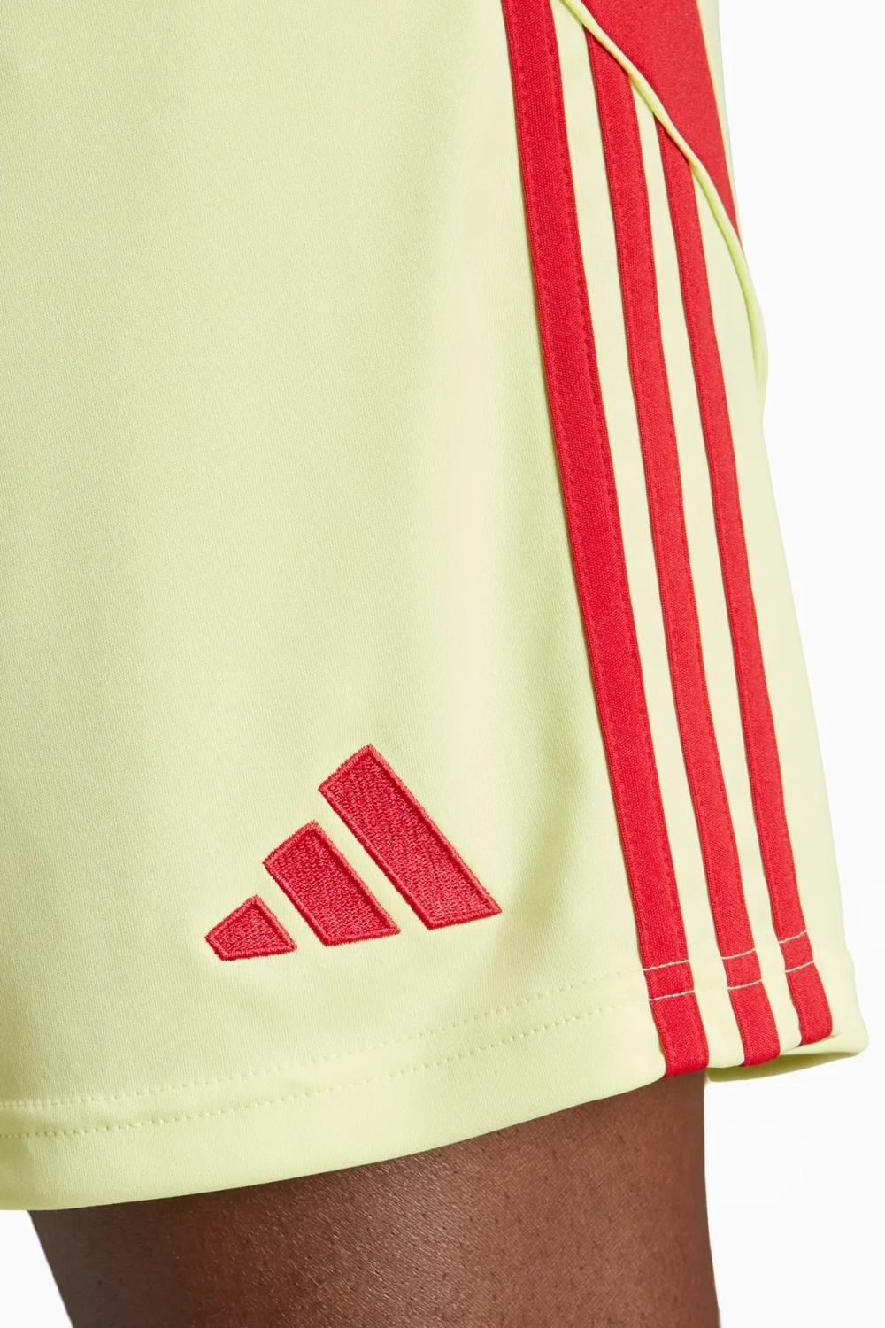 Шорты adidas Tiro 24 Training - желтый