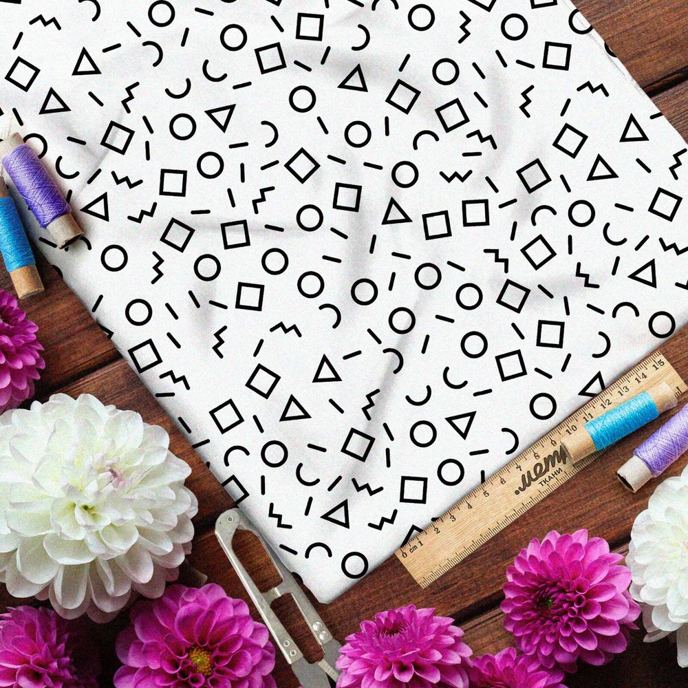 Ткань шелк Армани мелкие геометрические фигуры на бежевом фоне