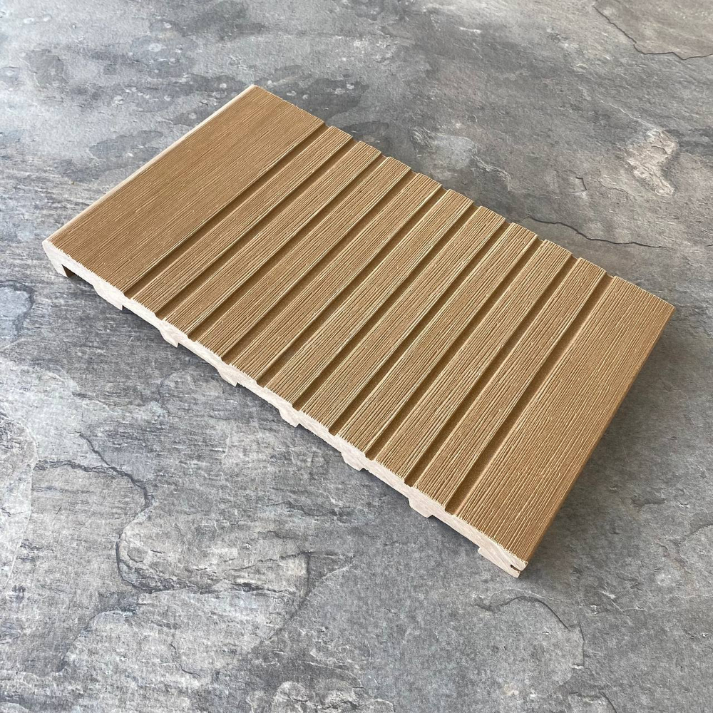 Ступень ДПК Latitudo Step-342 342х23х4000 Орех Полнотелая