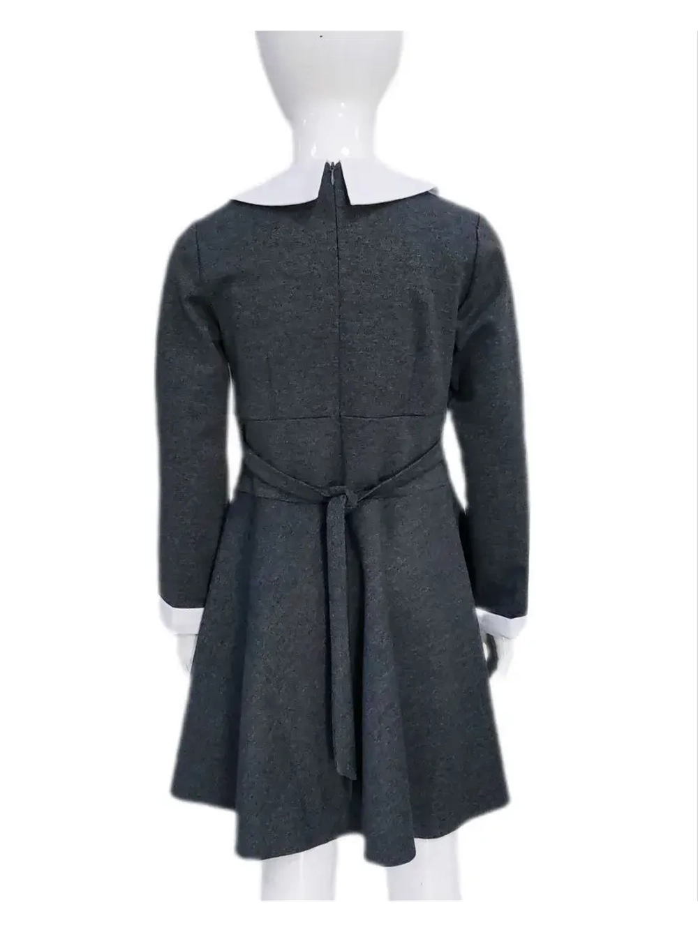 Школьное платье для худенькой девочки.