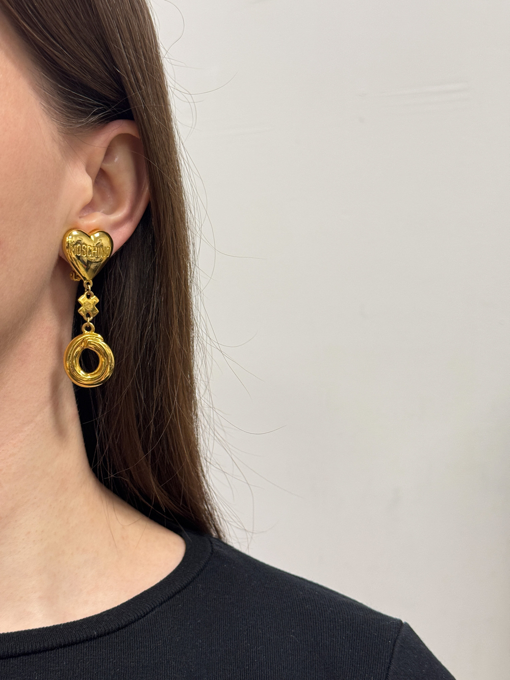 Клипсы Сердечки с подвесками Moschino