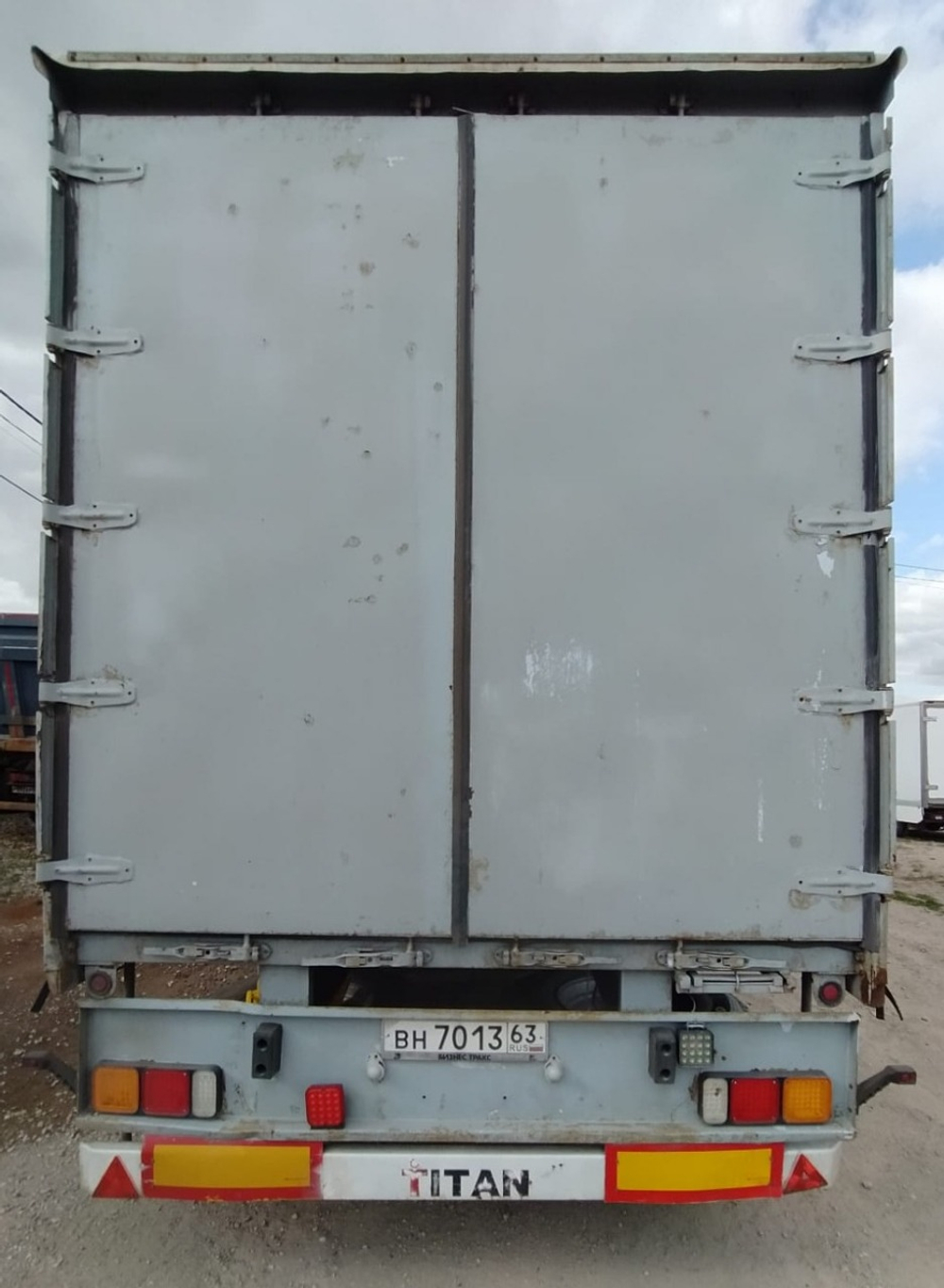TITAN LC9411* Полуприцеп шторный LC9411XXY