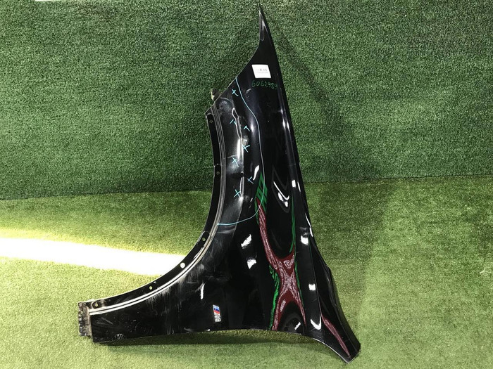 Крыло переднее левое BMW X1 F48 (2015-2022)