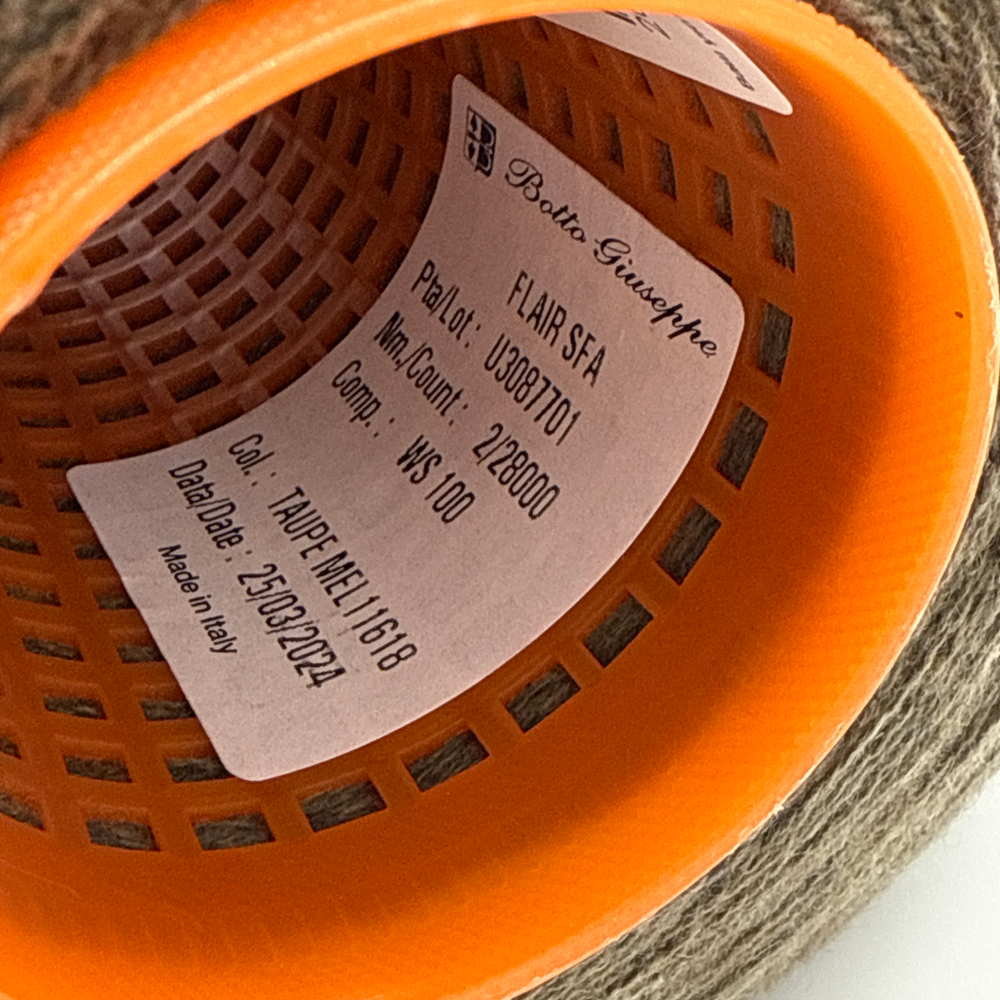 Пряжа Botto Giuseppe FlAIR 2/28 (100% кашемир) 1400 м/100 гр, тауп меланж