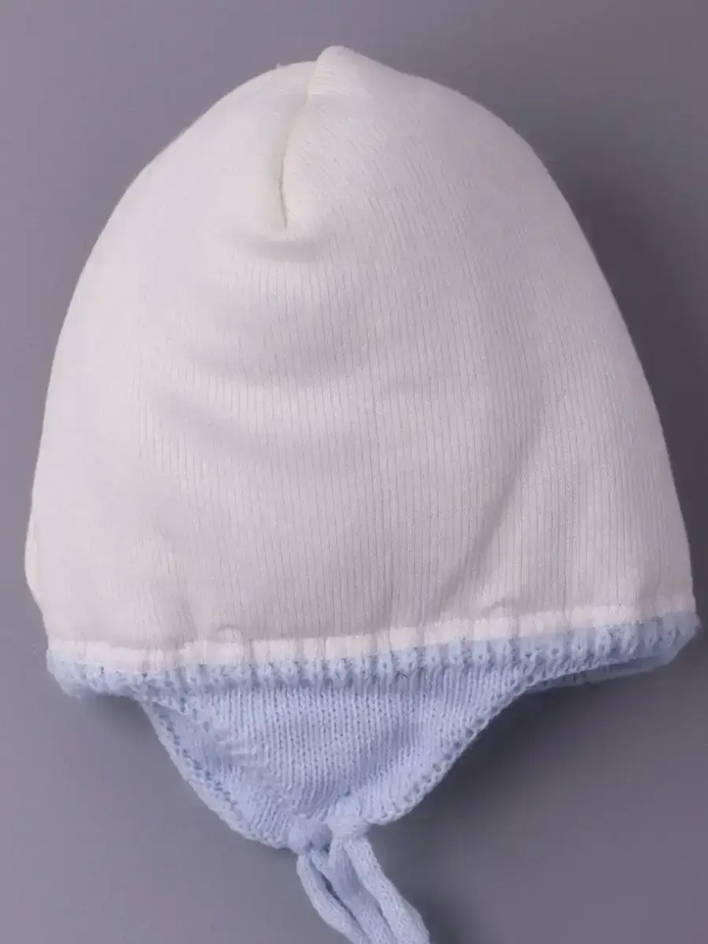 Шапка зимняя вязаная с помпоном для детей