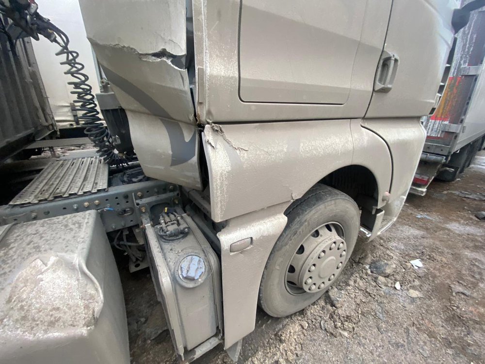 SITRAK C7H 4x2 Седельный тягач ZZ4186V361HE (Дизельный, 12,4 л, 480 л.с., АТ)