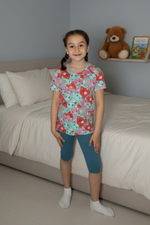 Капри на девочку///Расцветки моделей обновляются каждую неделю. ОСТАВЛЯЕМ ЗА СОБОЙ ПРАВО отправить расцветку, которая есть на складе.