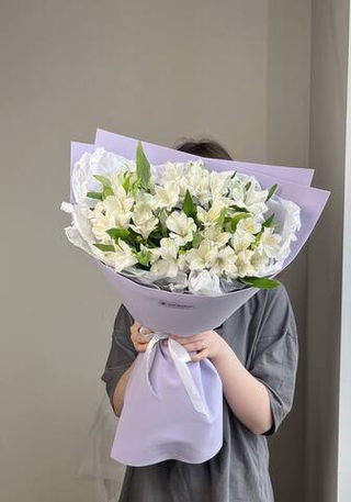 Букет из альстромерий