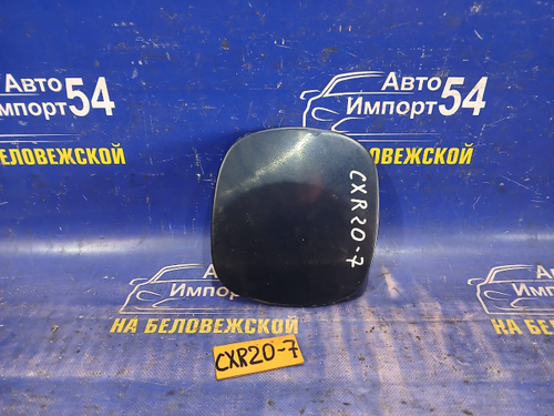 Лючок бензобака TOYOTA ESTIMA 1995