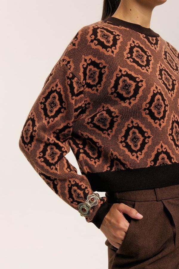 Лонгслив Тюбетейка укороченный коричневый - фото 4