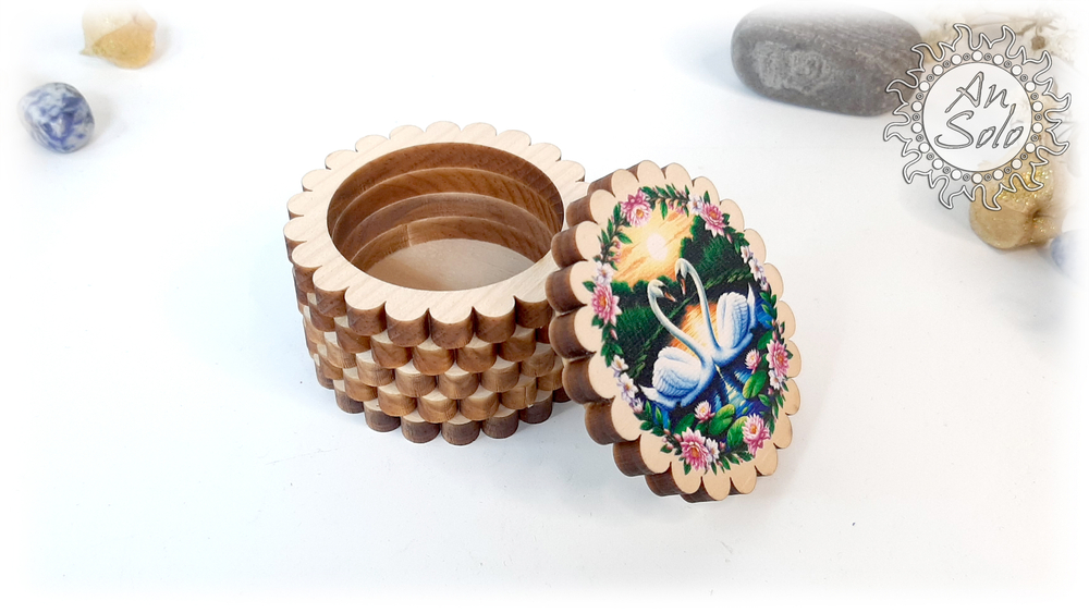 Мини-шкатулка "Влюбленные лебеди"