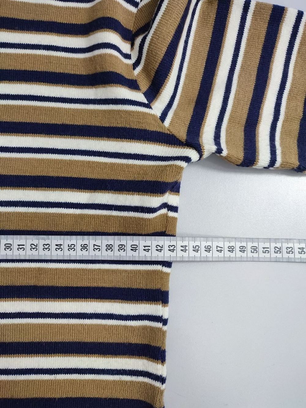 Свитер в полоску 46 размер