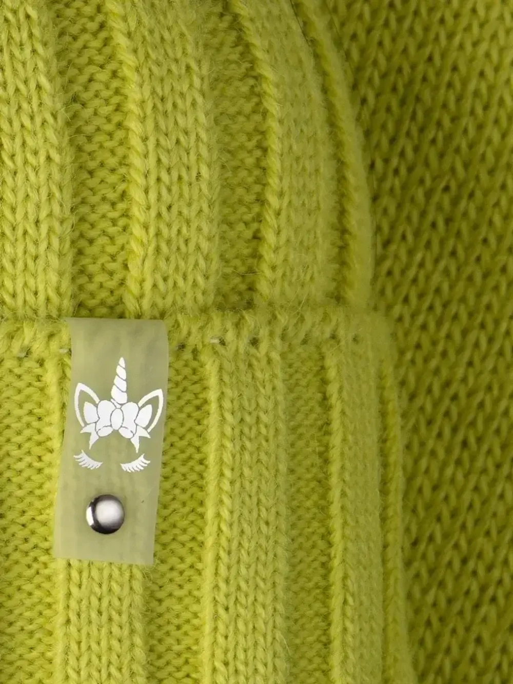 Шапка для девочки зимняя вязаная и снуд