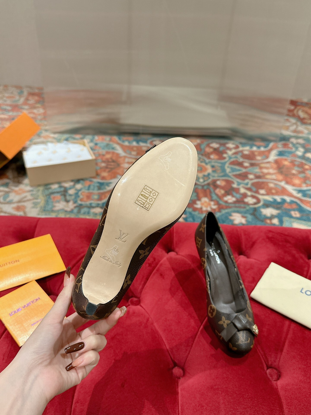 Louis Vuitton Pump (4 colors)