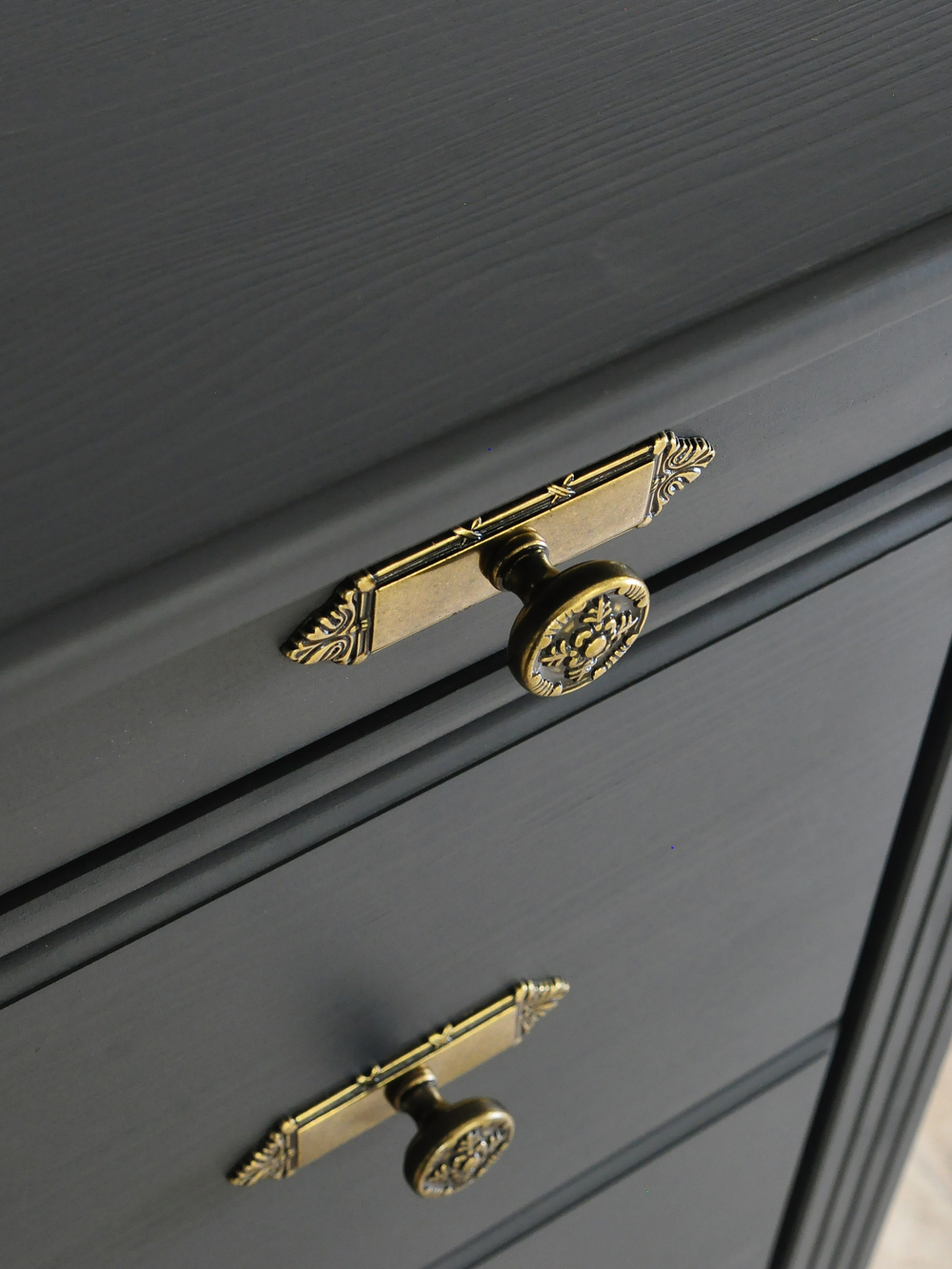 Комод деревянный Сюзанна с 5 ящиками и дверью