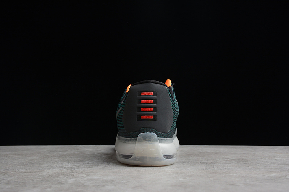 Kobe x black top