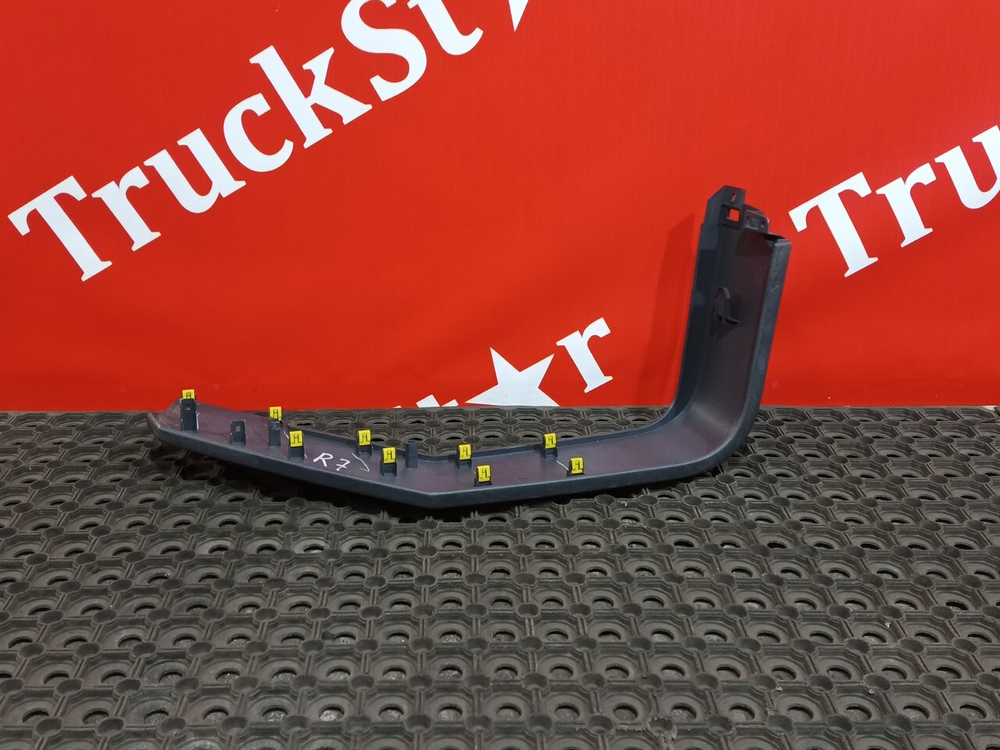 Накладка на торпедо 2018 г.