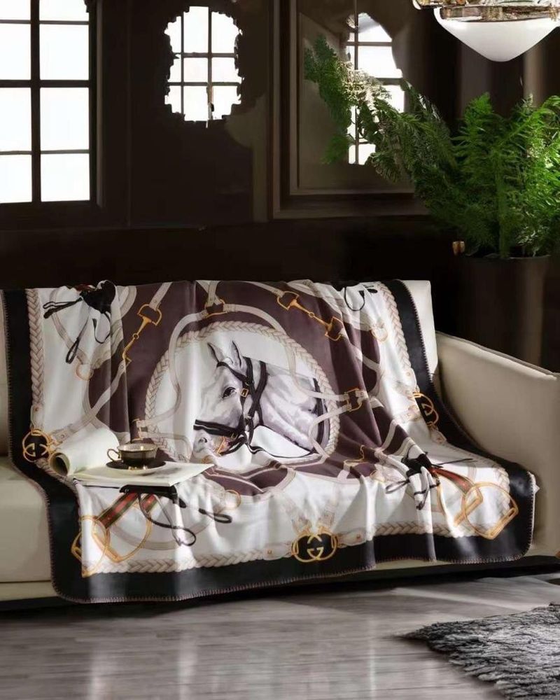 Шлепанцы Hermes