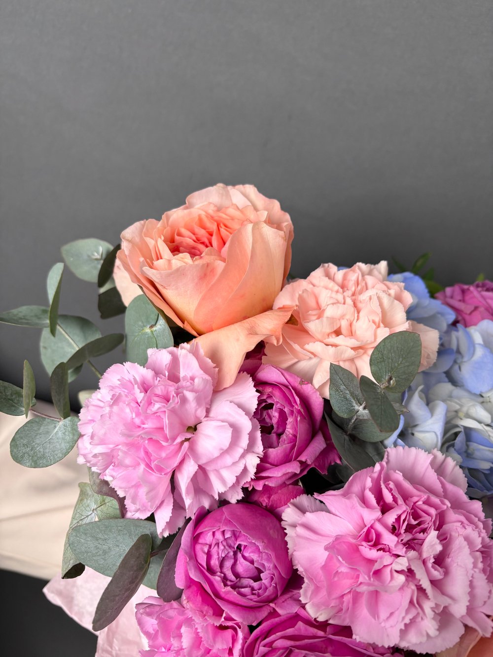 Яркая композиция «Райская птица»