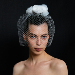 Вуаль круглая с розами