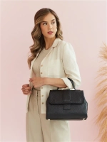 Сумка женская кросс боди через плечо на ремне из кожи  повседневная и деловая для женщины