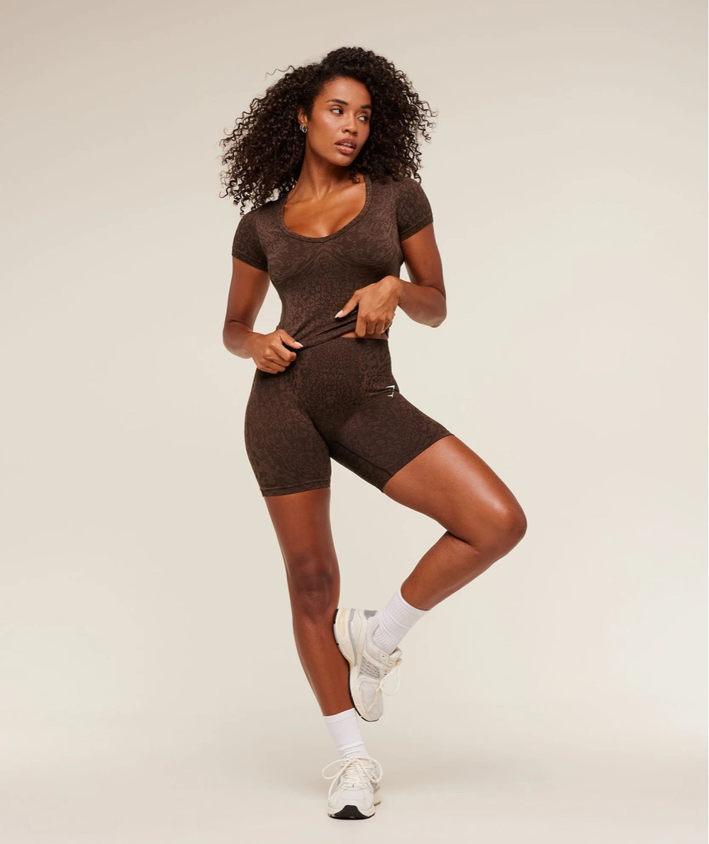 Футболка GYMSHARK Adapt Animal X Whitney Short Sleeve Brown