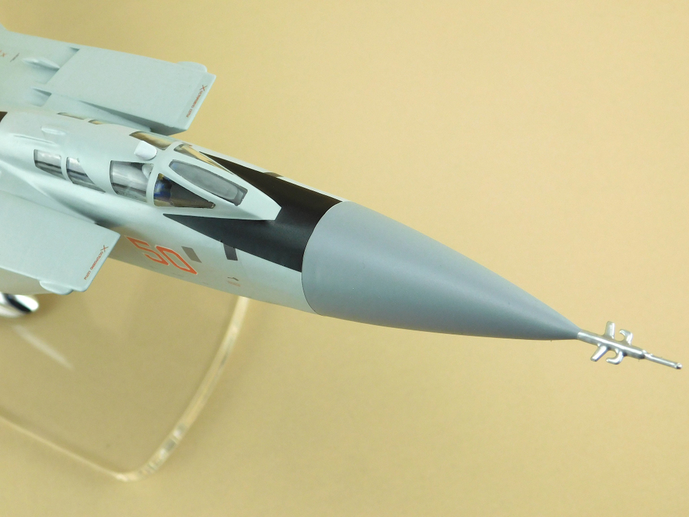 Модель самолета МиГ-31БМ (М1:48, ВВС России, RF-92382, 50)