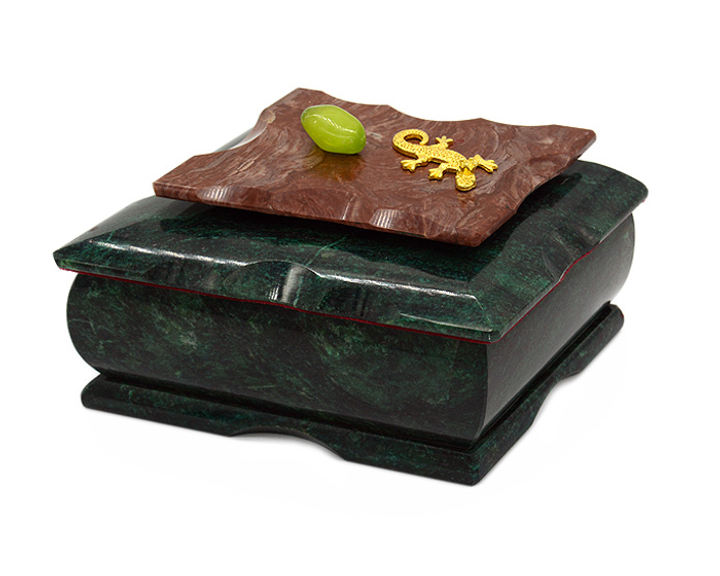 Ларец Ящерица с самоцветом, змеевик, лемезит, зеркало, бархат, 185x90x80 мм