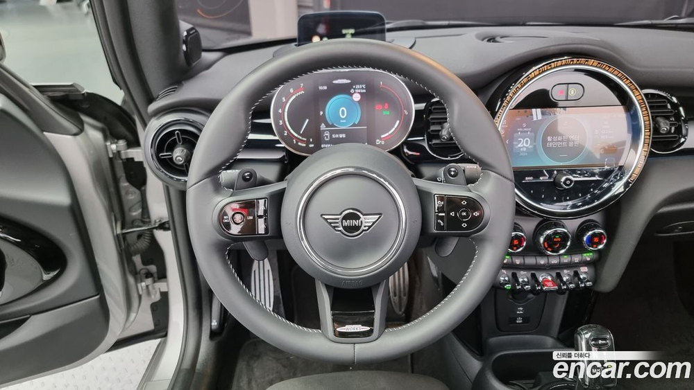 Mini Cooper S Convertible JCW (02.2023)