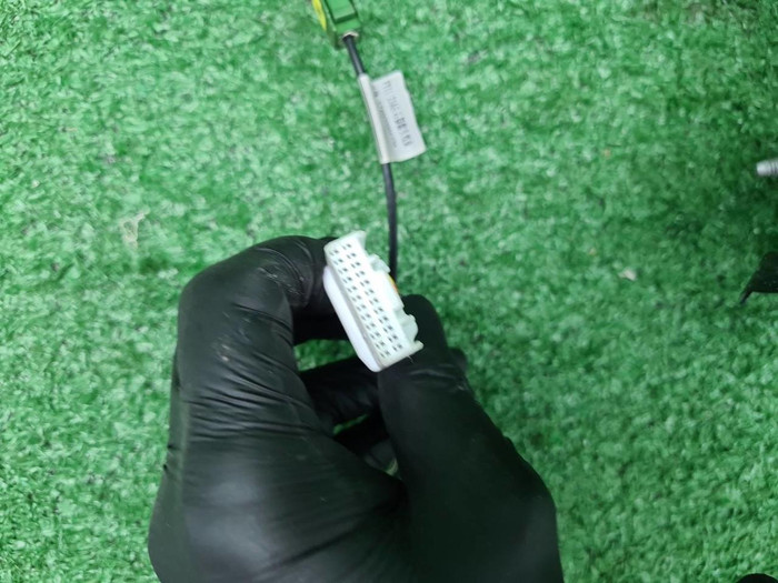 Зеркало левое Geely Tugella (2019-2024) 16 конт.