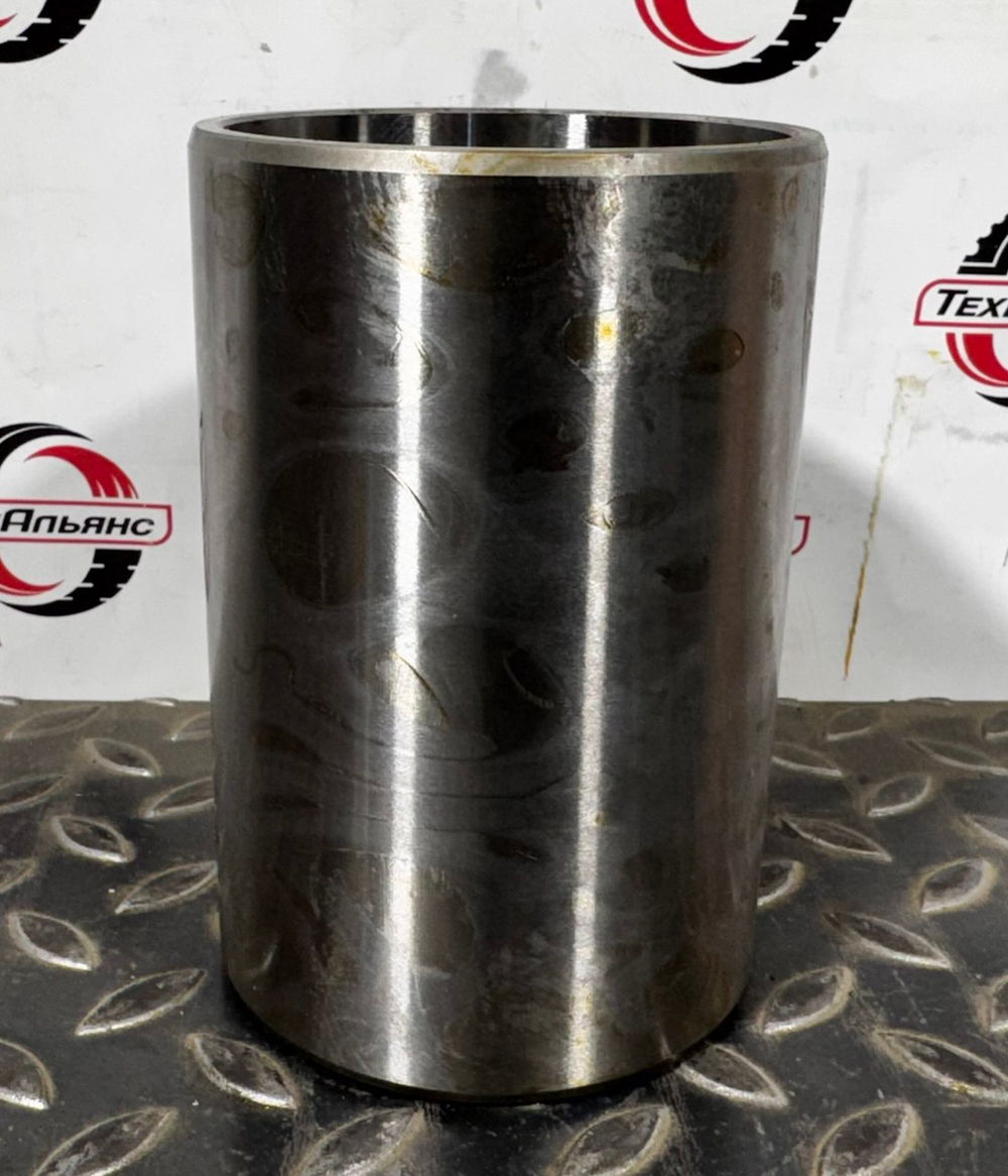 Втулка 195-21-32521