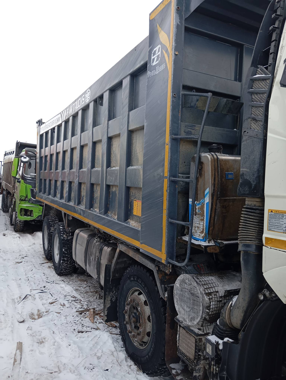 FAW J6 8x4 Самосвал СА3310Р66K24T4E5 (Дизельный, 11,1 л, 420 л.с., МТ)