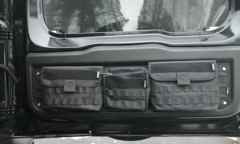 Панель MOLLE на дверь багажника Suzuki Jimny 4 (2018)