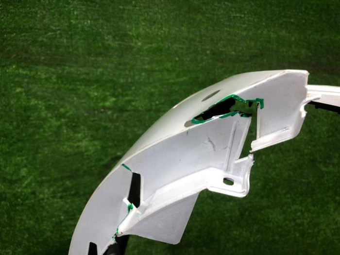 Бампер передний Toyota Land Cruiser 300 (2021-н.в.)