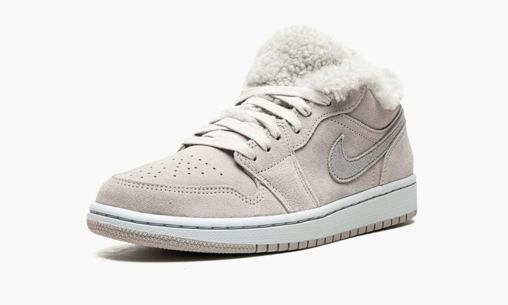 Air Jordan 1 Low WMNS "Sherpa Fleece"