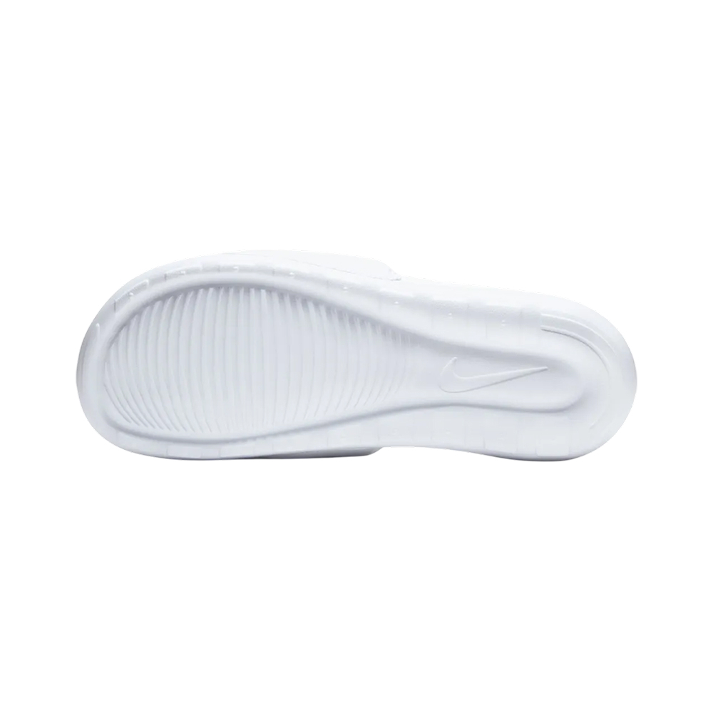 Сланцы Nike Victori One White