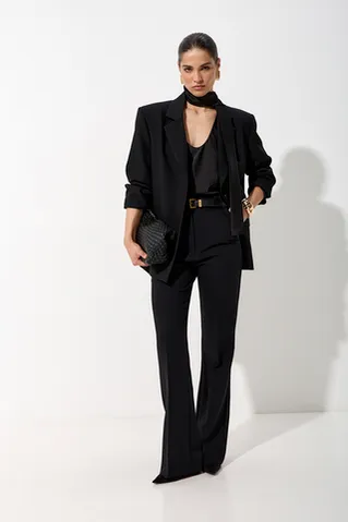 Пиджак свободный костюмный черного цвета