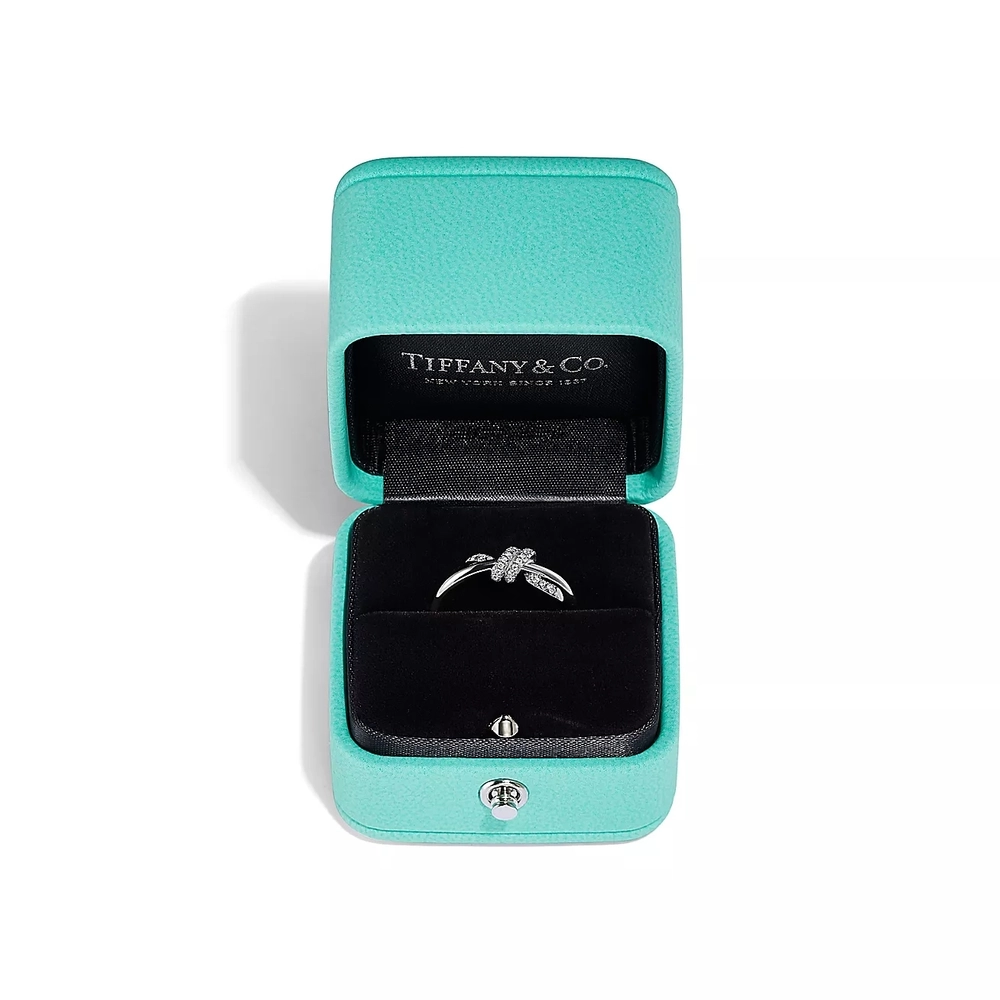Кольцо из белого золота с бриллиантами, Tiffany💠Knot.