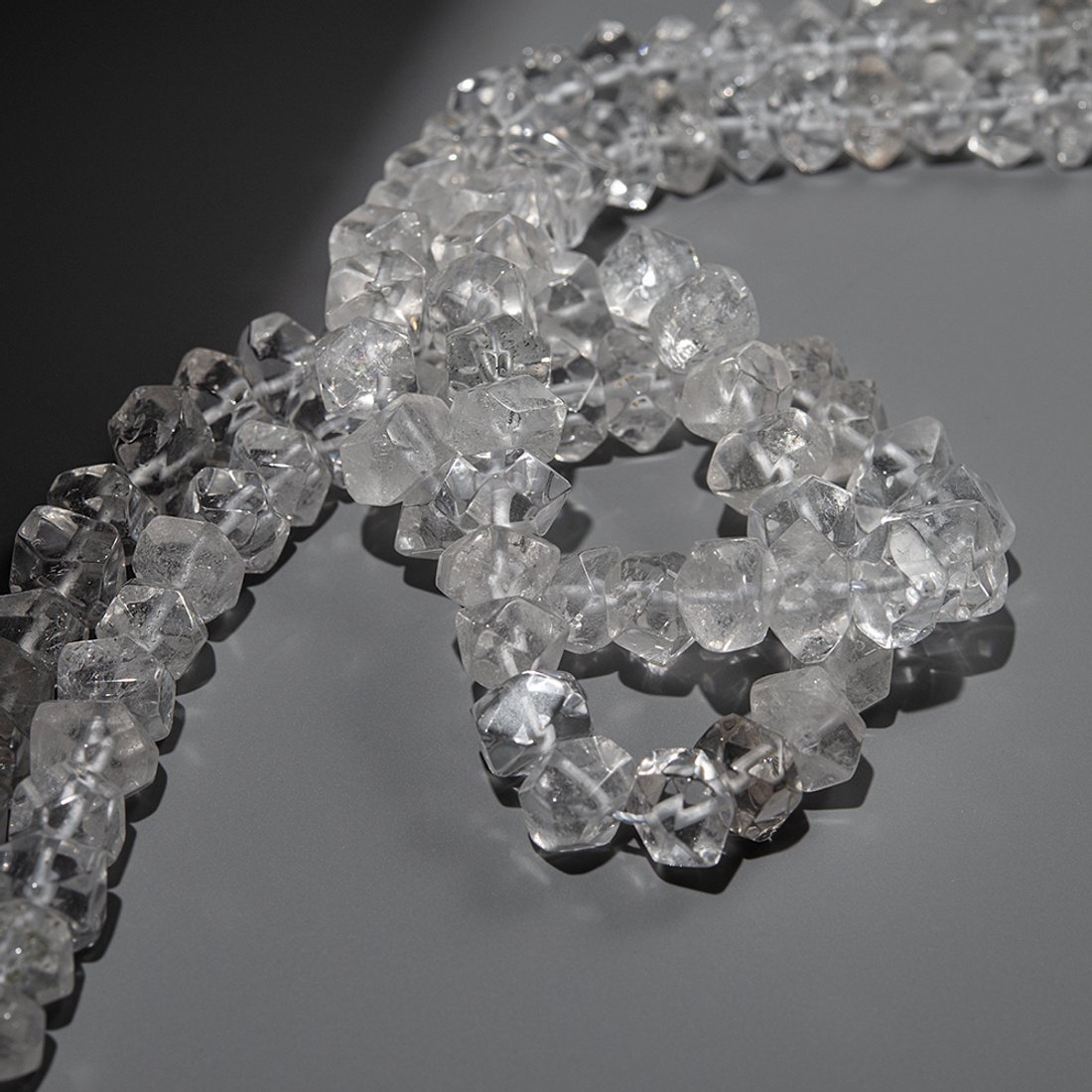 Горный хрусталь натуральный, фриформ, микроогранка 9-12*6-9мм