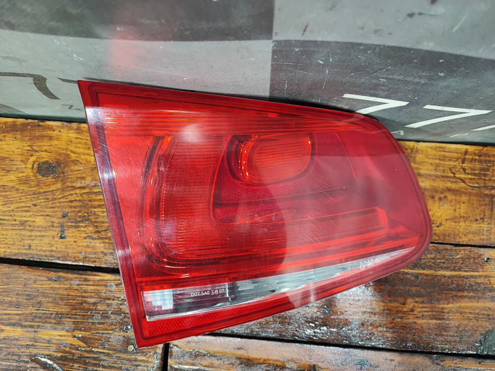 Фонарь задний левый Volkswagen Touareg 2 10-14 Б/У Оригинал 7P6945093A