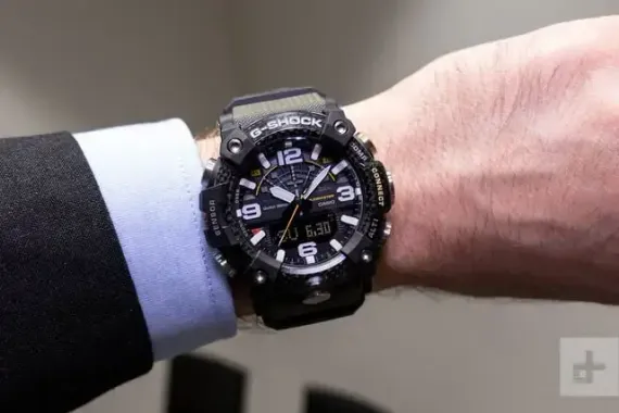 Наручные часы Casio GG-B100-1A3