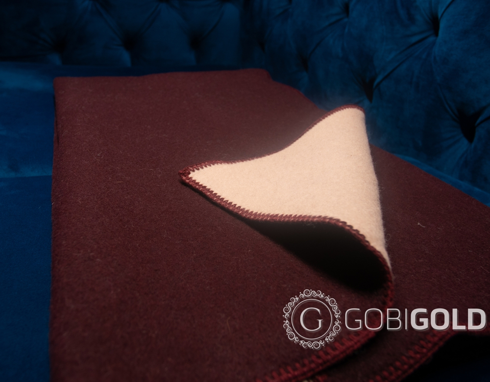 Одеяло детское шерстяное из яка (Монголия) 110х140 см. - бордо-бежевое