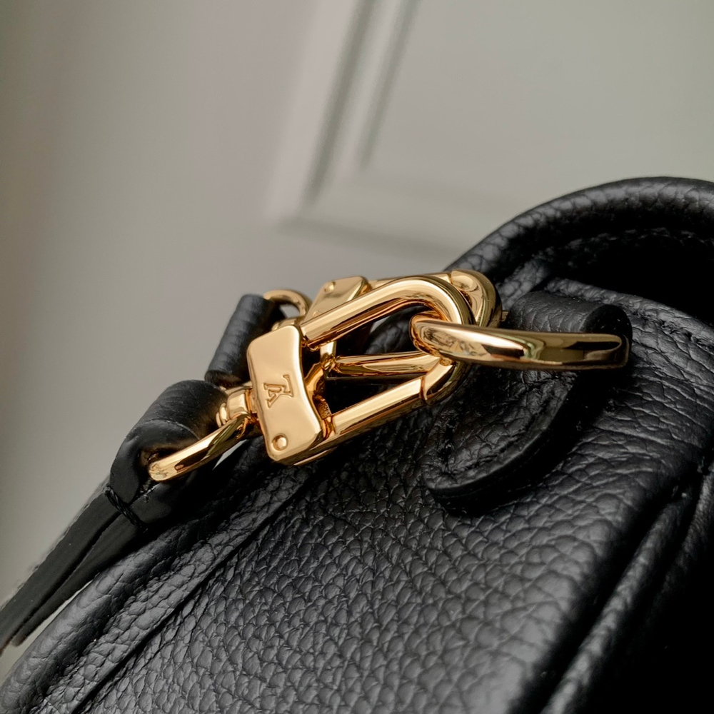 Louis Vuitton Nano Diane