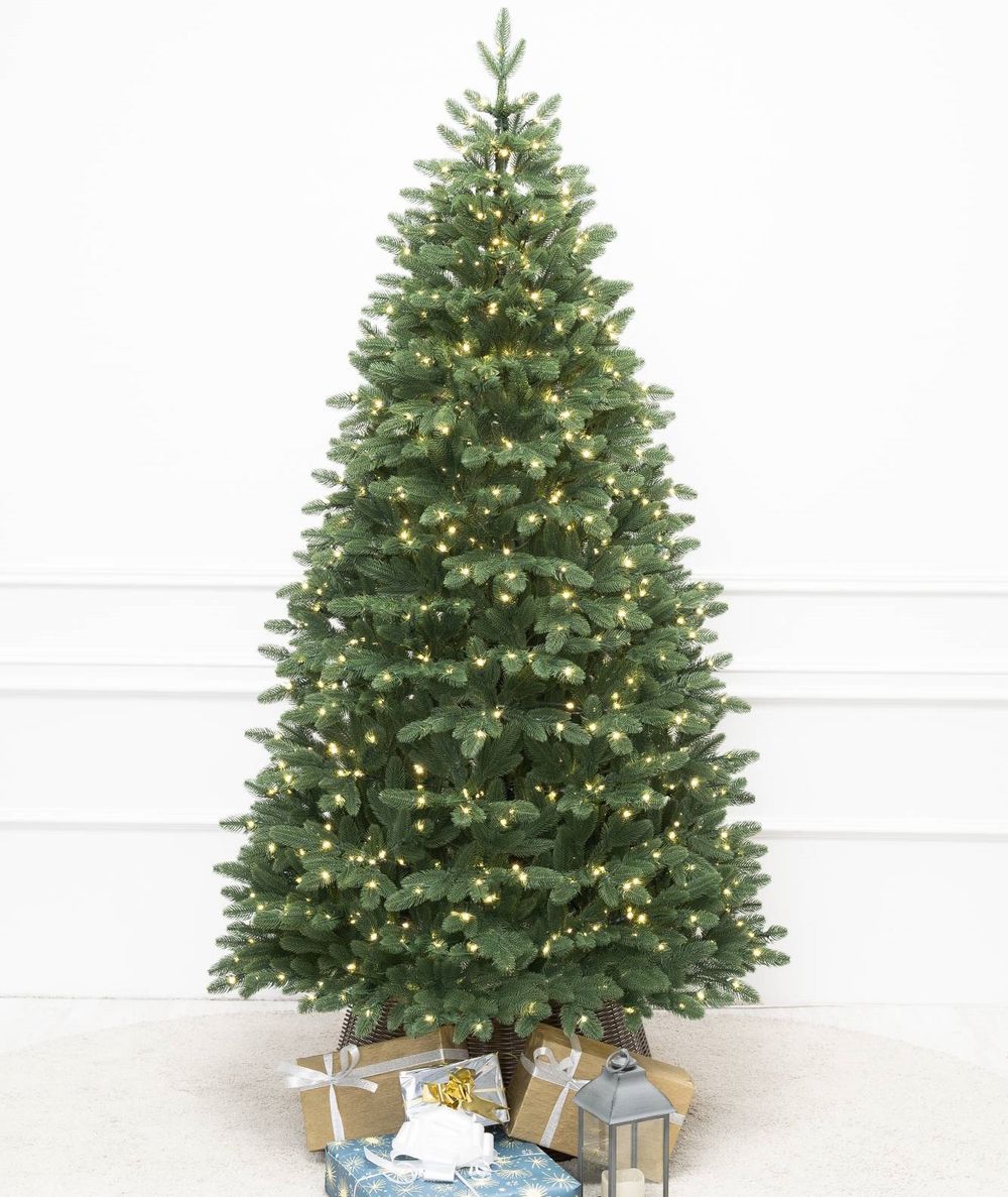 ель "Олимпия" с встроенной гирляндой