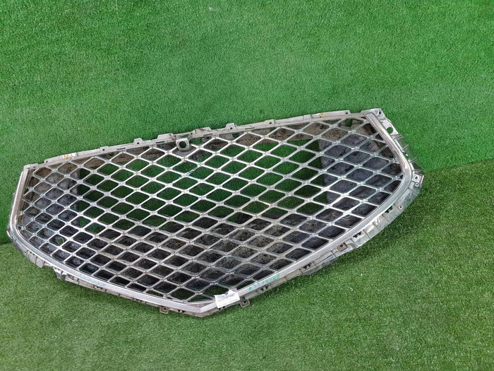 Решетка радиатора Genesis G90 (2018-2022)