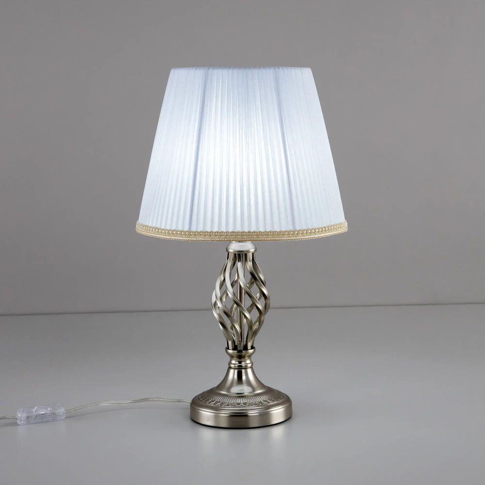 Citilux Вена CL402811 Настольная лампа с абажуром Хром